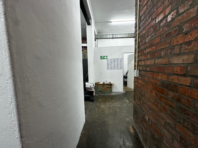 To Let Commercial Property for Rent in Maitland Western Cape